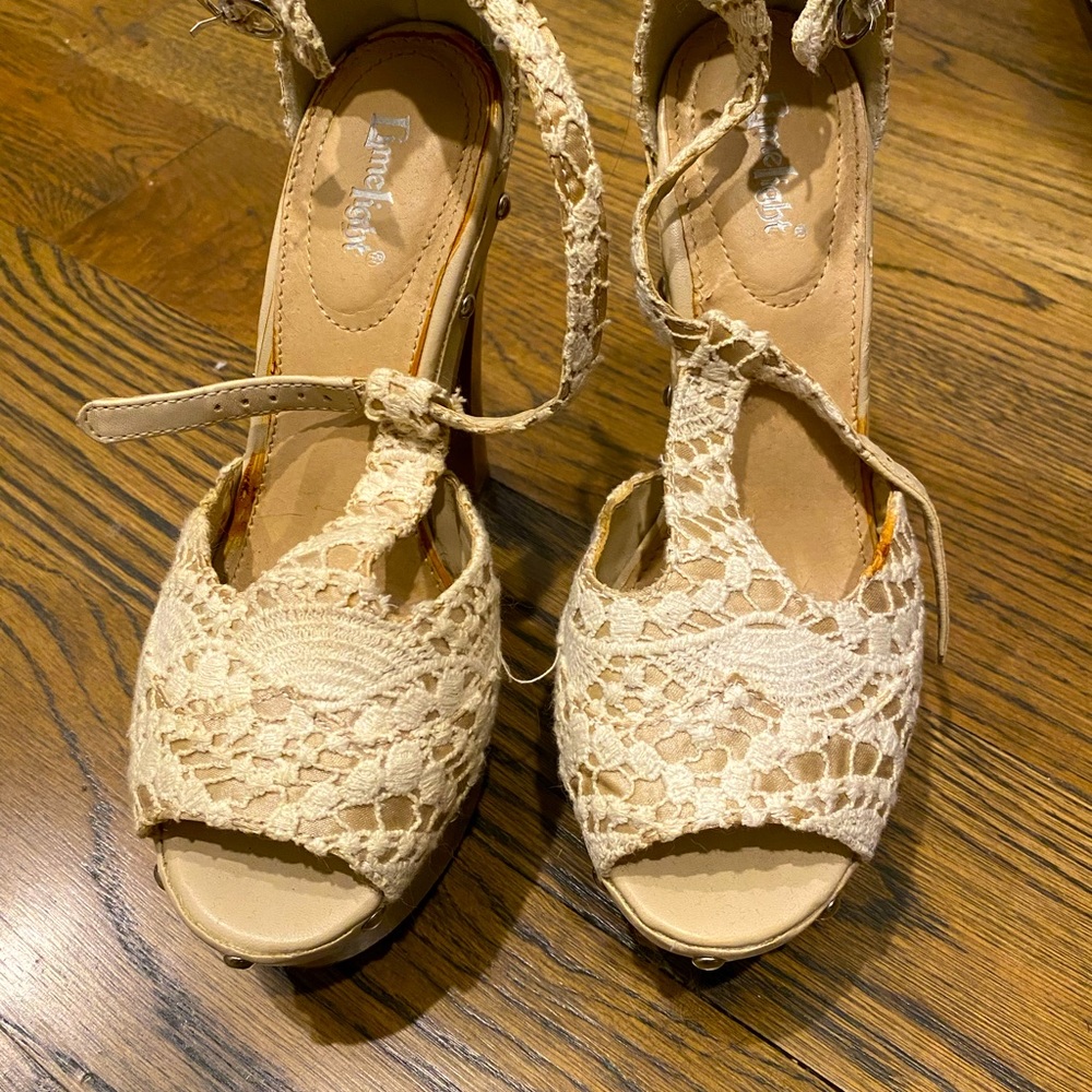 Lacy detail heels